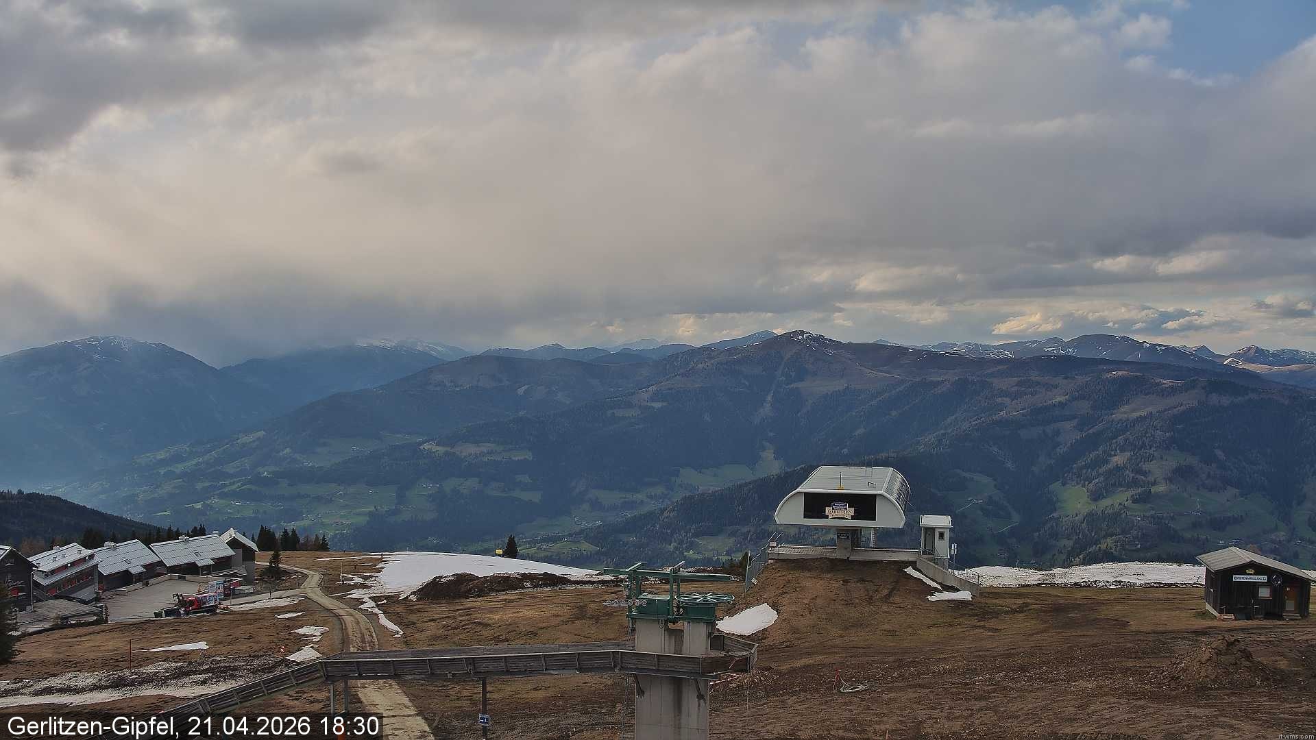 Archiv Foto Webcam Bergstation Sessellift Bergerbahn