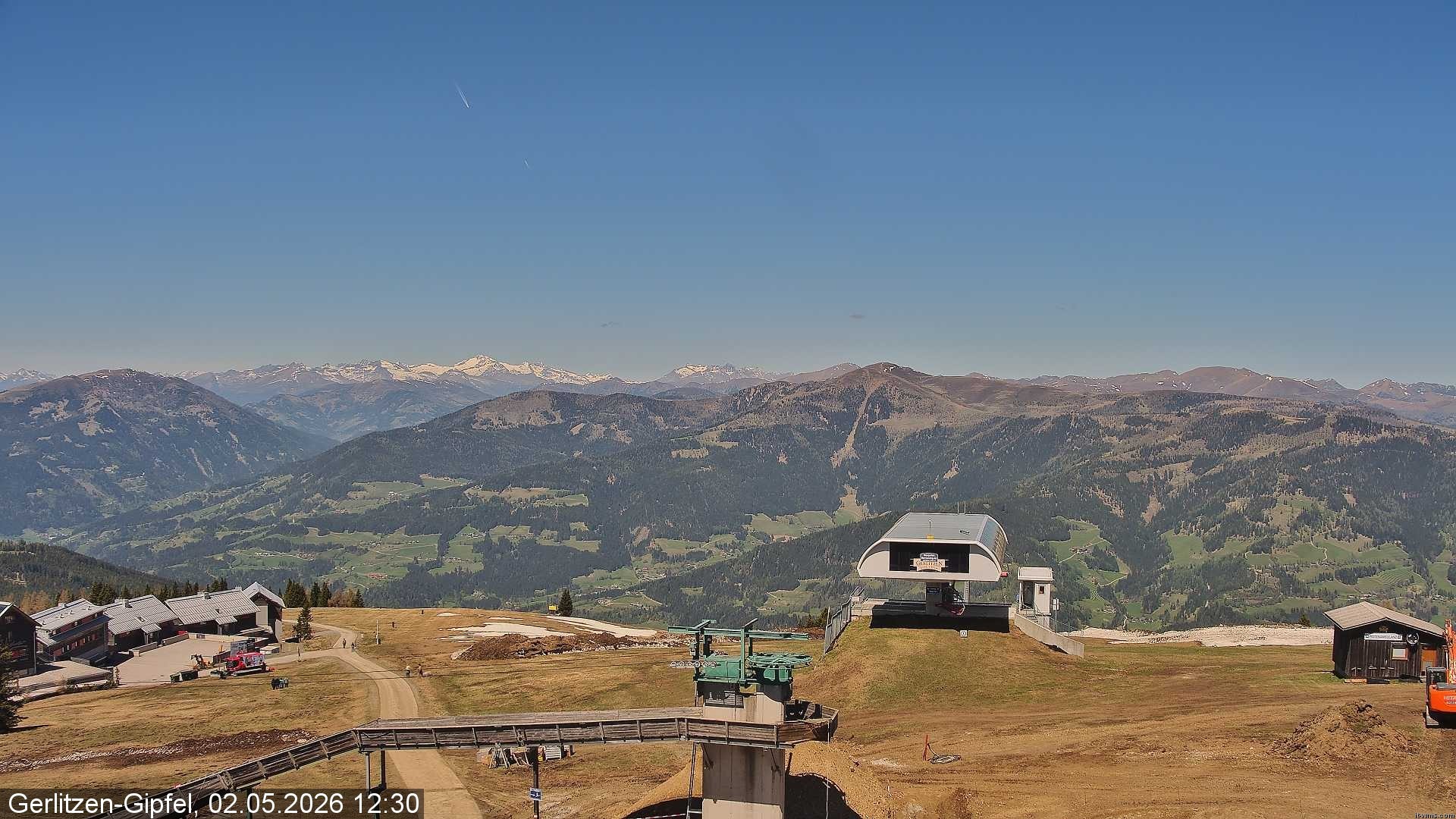 Archived image Webcam Top station Bergerbahn