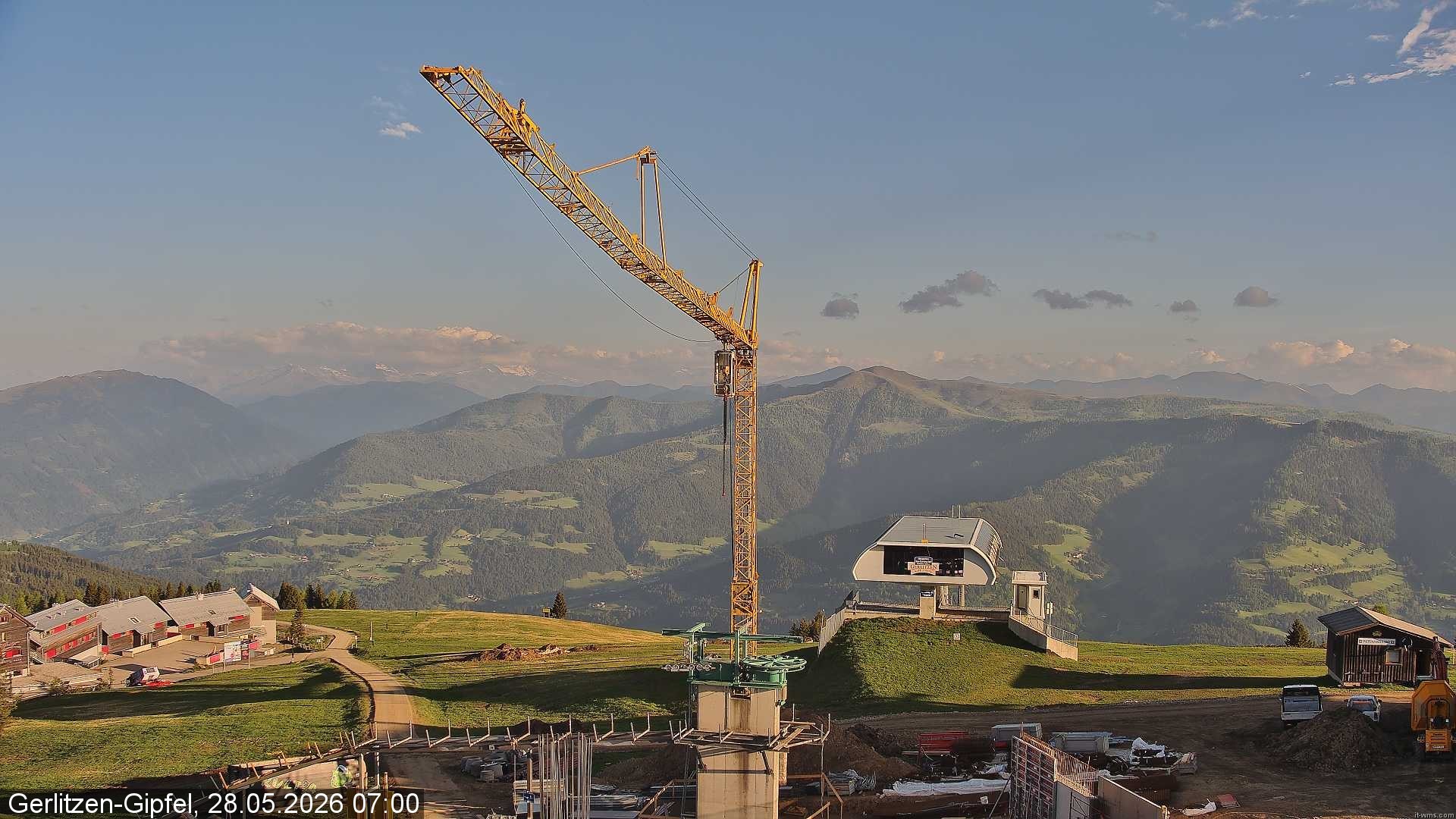 Archived image Webcam Top station Bergerbahn