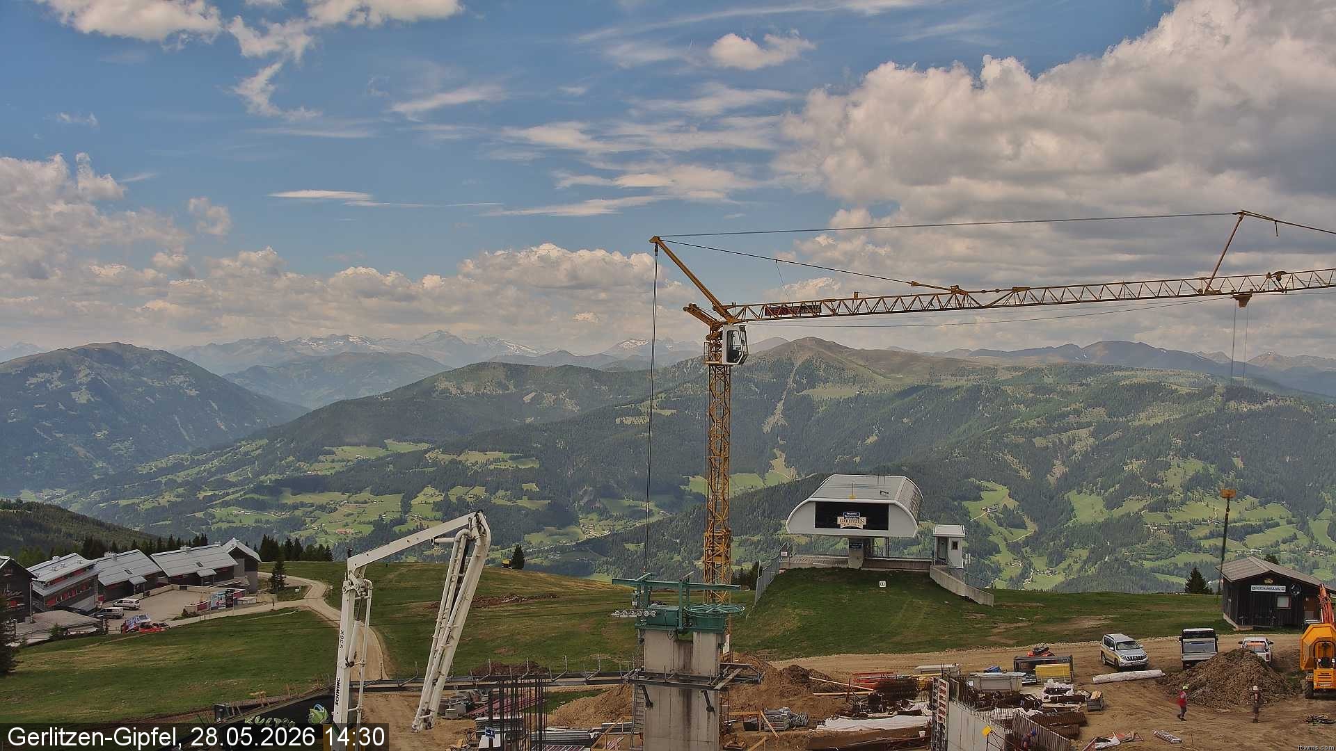 Archived image Webcam Top station Bergerbahn