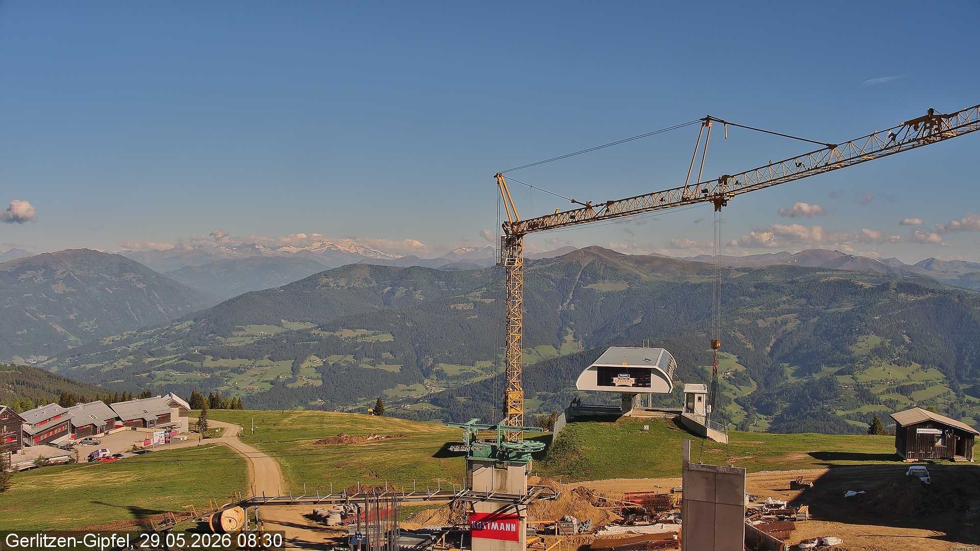 Archived image Webcam Top station Bergerbahn