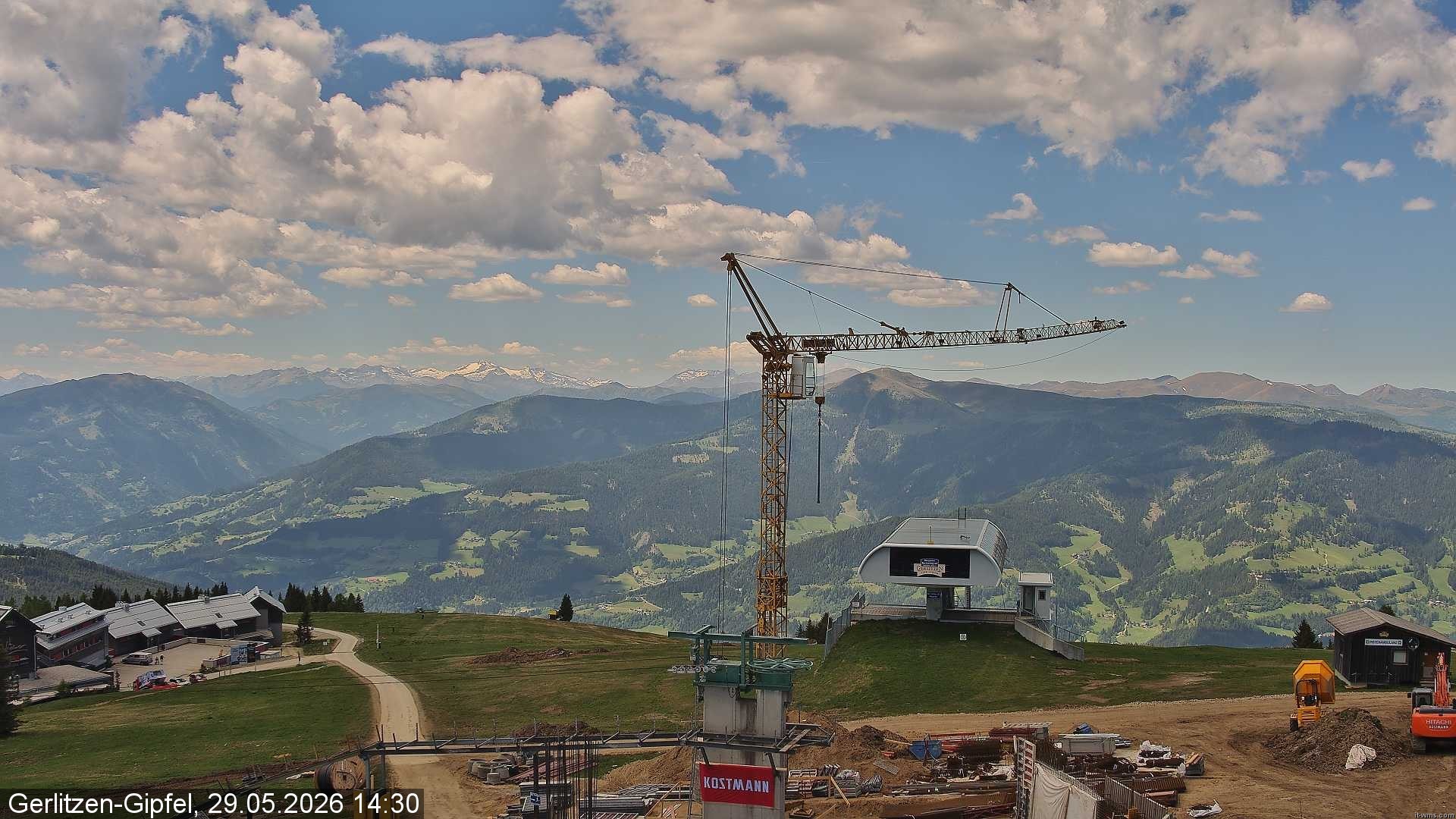 Archived image Webcam Top station Bergerbahn