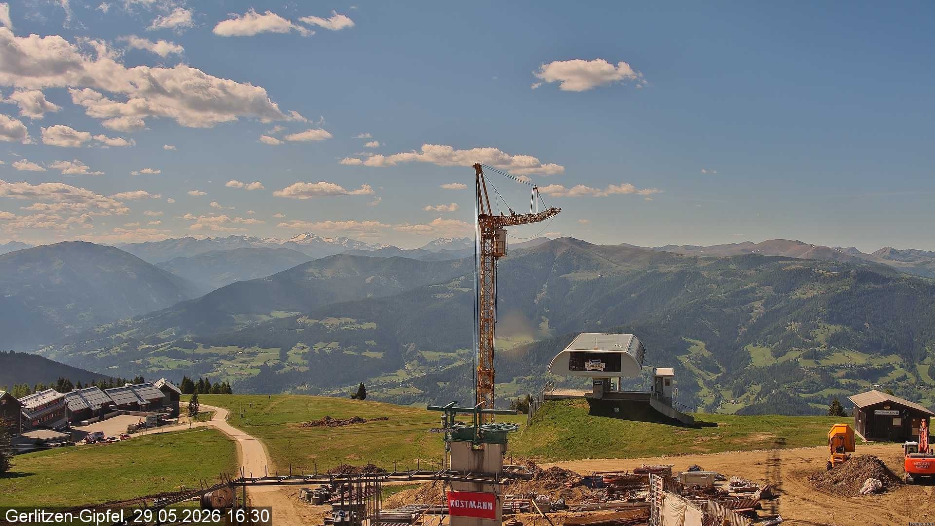 Archived image Webcam Top station Bergerbahn