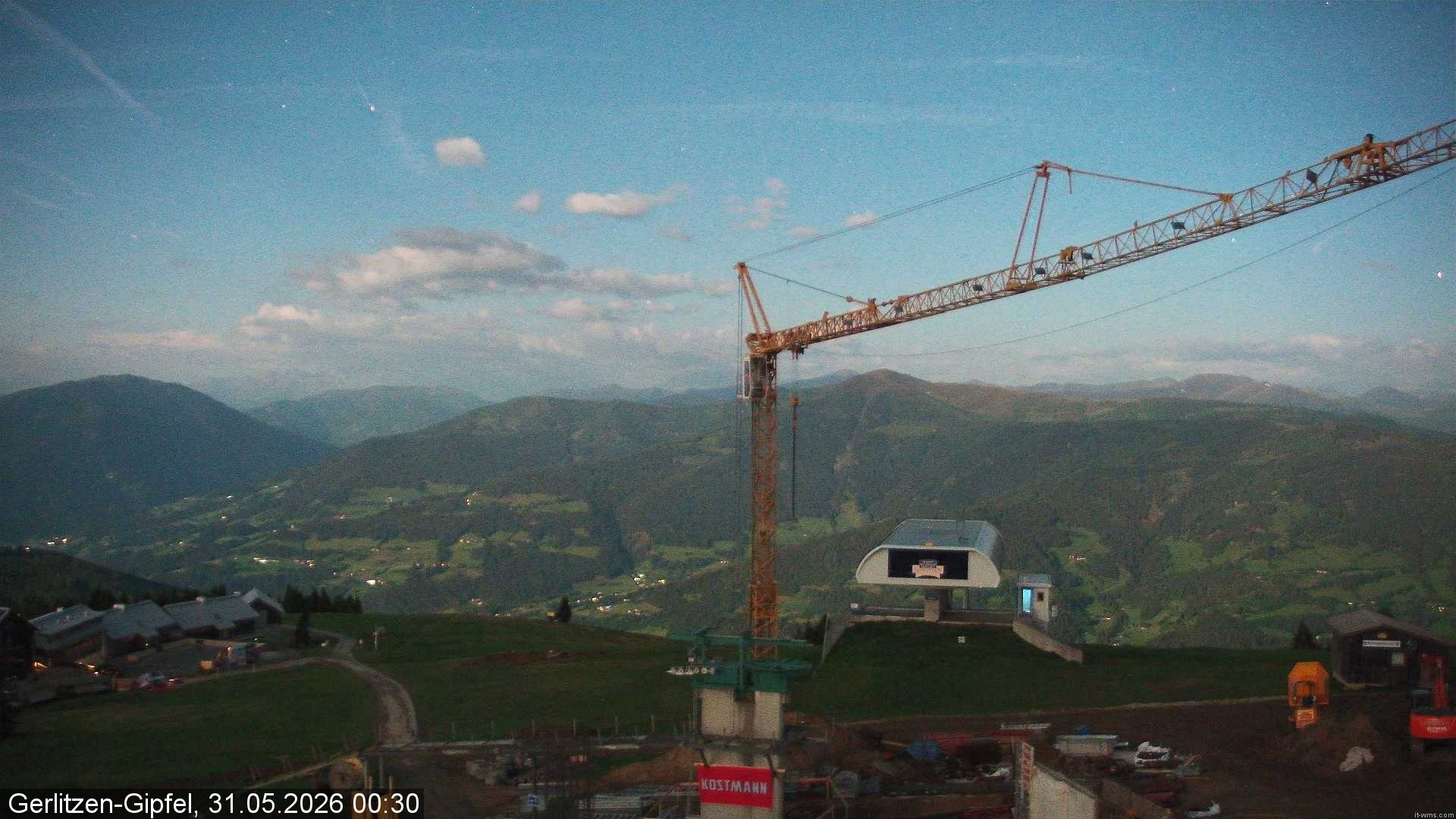 Archived image Webcam Top station Bergerbahn