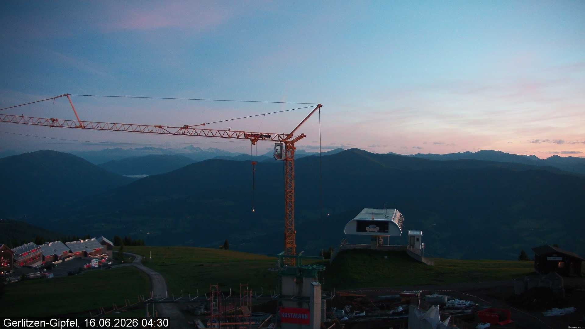 Archived image Webcam Top station Bergerbahn