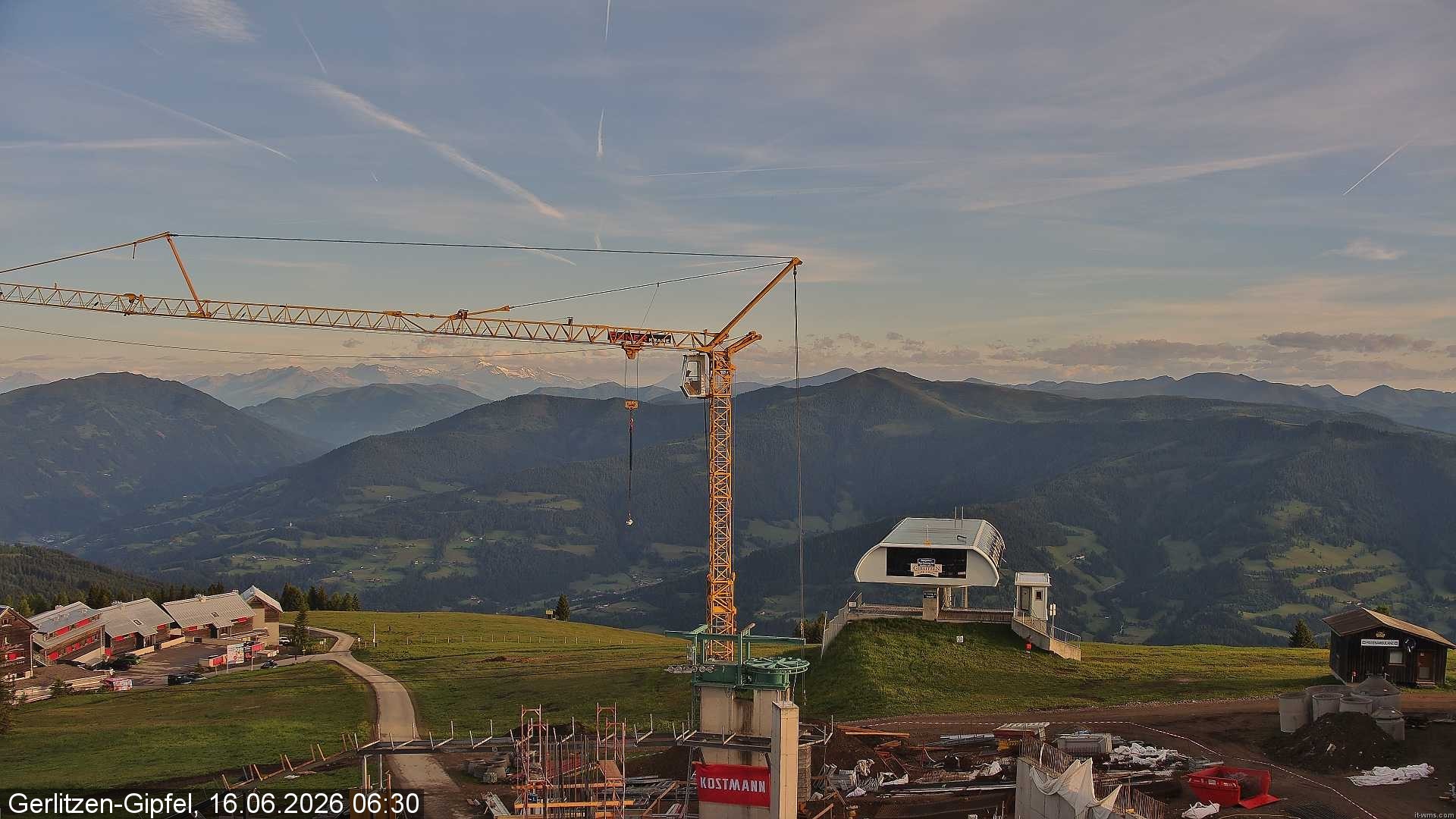 Archived image Webcam Top station Bergerbahn