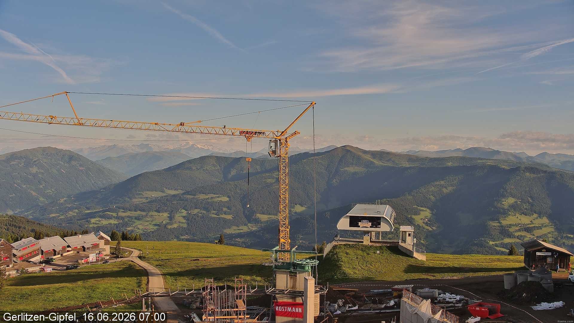 Archived image Webcam Top station Bergerbahn