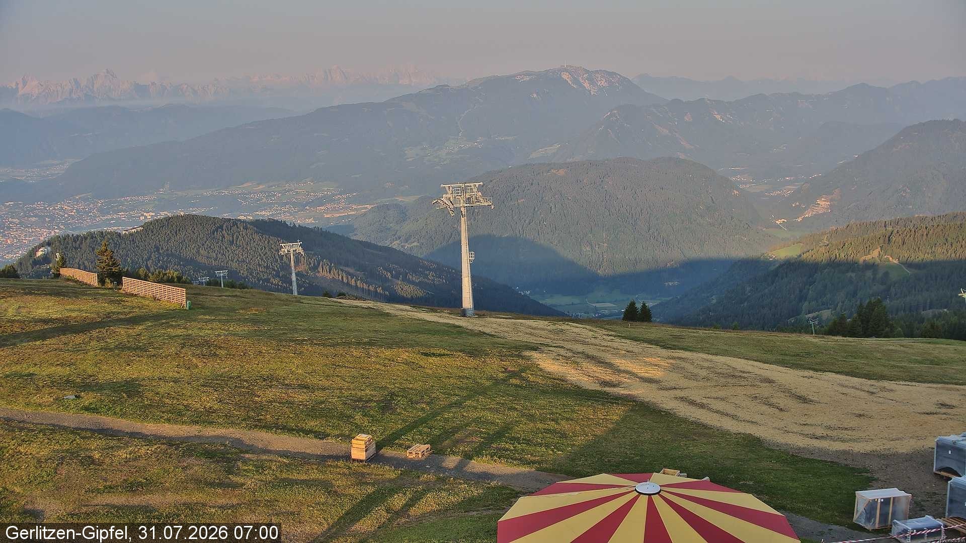 Archiv Foto Webcam Bergstation Sessellift Bergerbahn