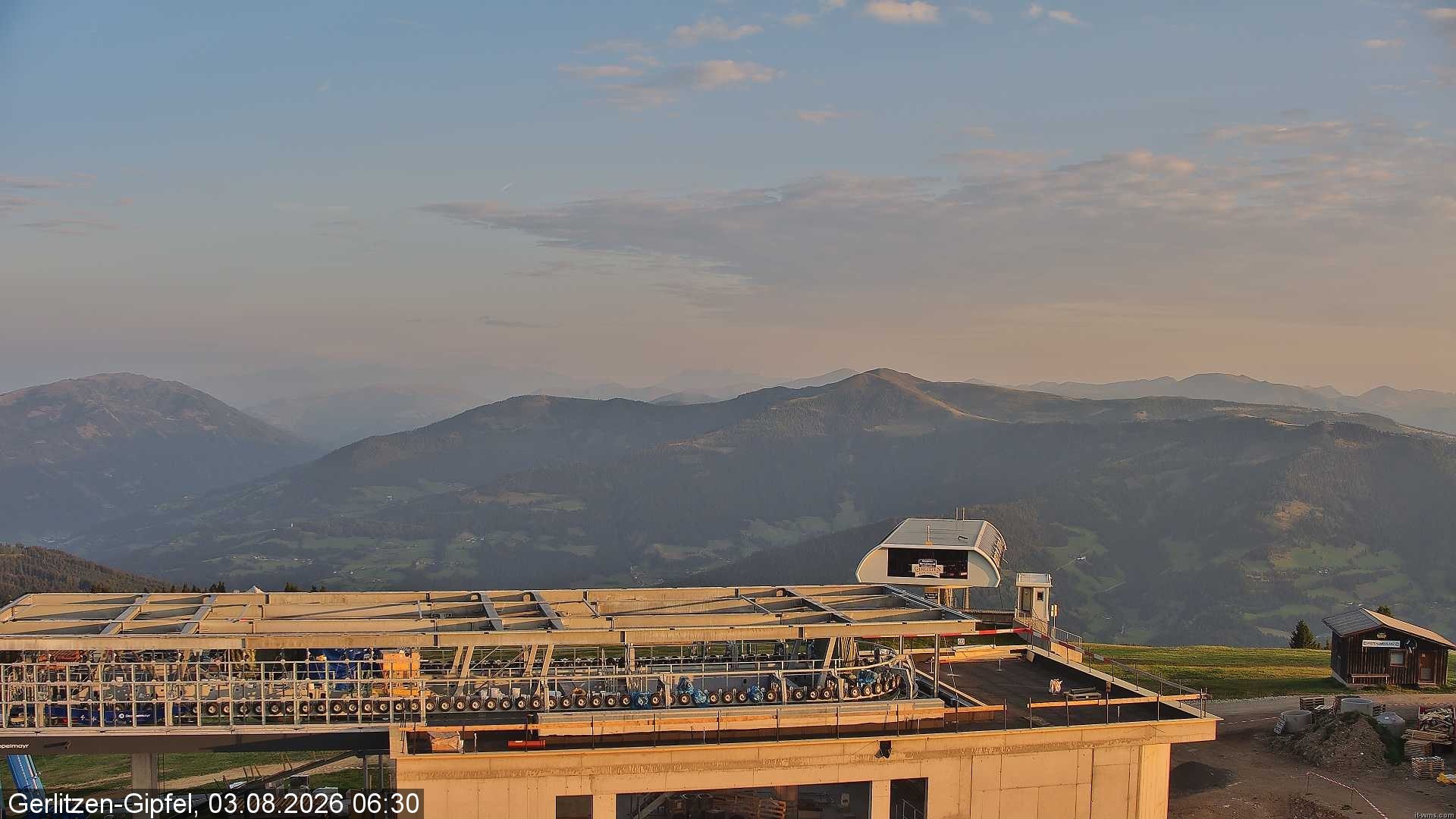 Archiv Foto Webcam Bergstation Sessellift Bergerbahn