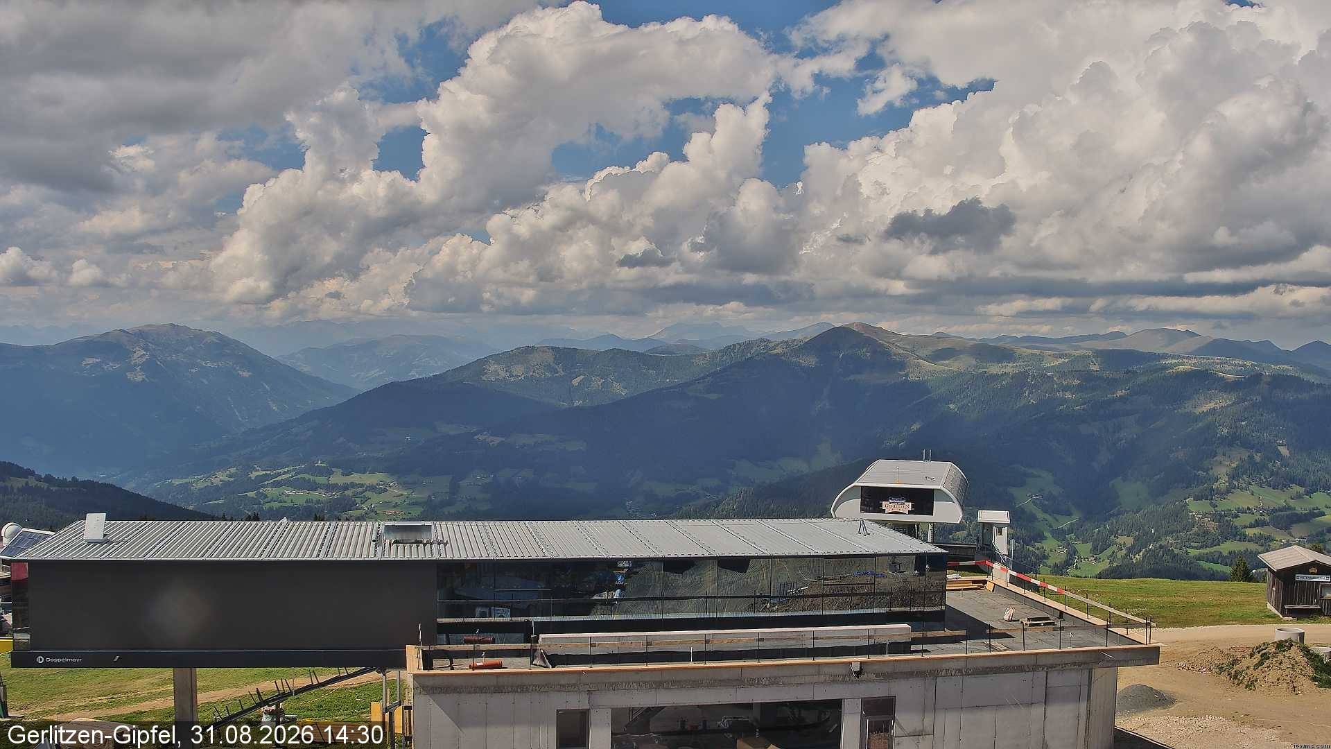 Archived image Webcam Top station Bergerbahn