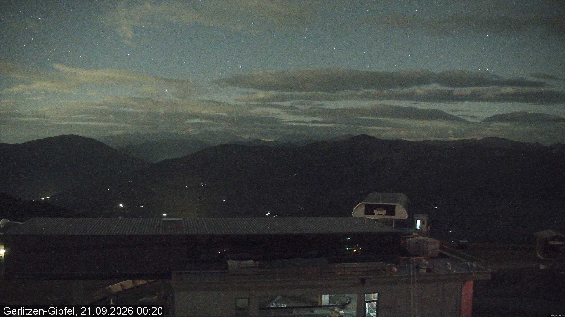 Archived image Webcam Top station Bergerbahn