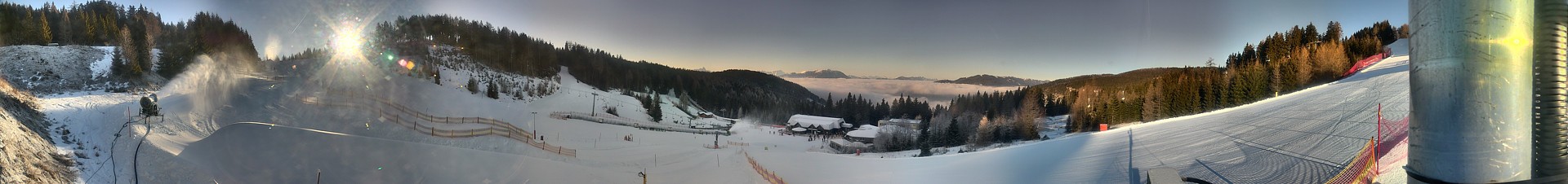 Archived image Webcam Middle station Kanzelhöhe, skiresort Gerlitzen