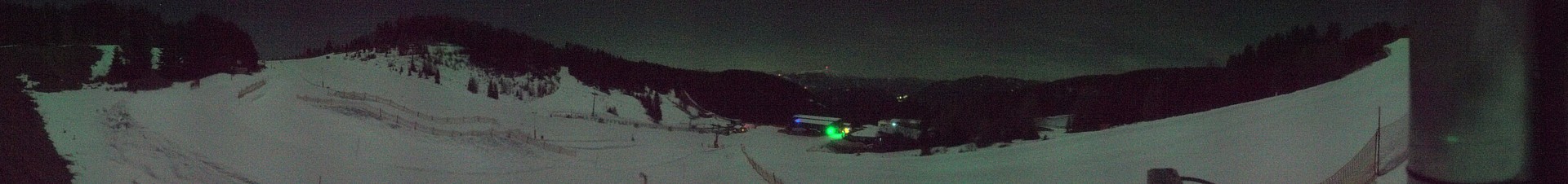 Archived image Webcam Middle station Kanzelhöhe, skiresort Gerlitzen