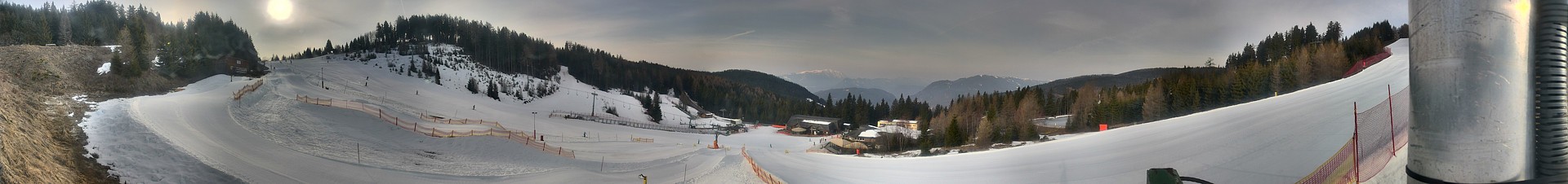 Archiv Foto Webcam Kanzelhöhe-Mittelstation