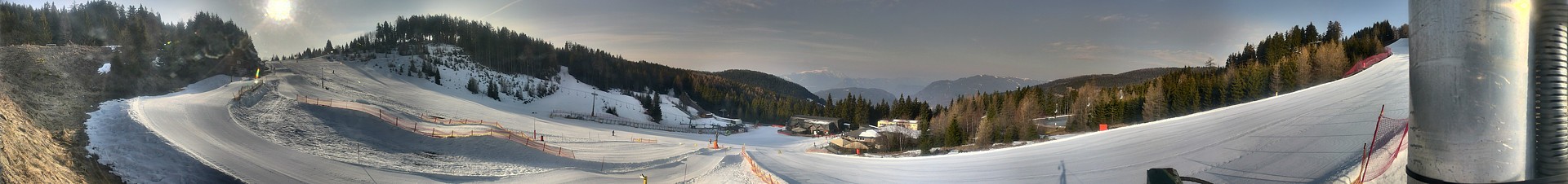 Archiv Foto Webcam Kanzelhöhe-Mittelstation