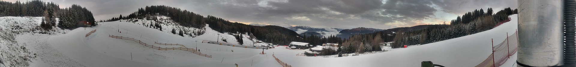 Archiv Foto Webcam Kanzelhöhe-Mittelstation