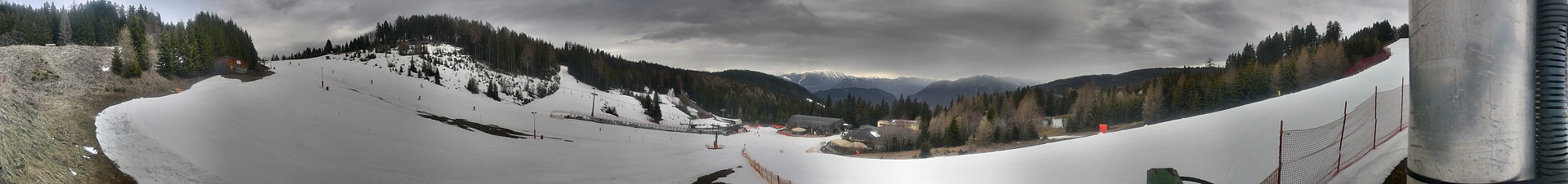 Archiv Foto Webcam Kanzelhöhe-Mittelstation