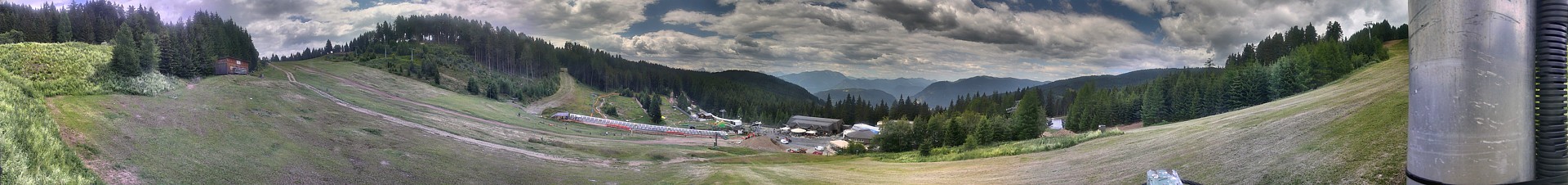 Archived image Webcam Middle station Kanzelhöhe, skiresort Gerlitzen