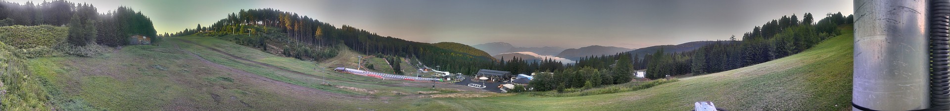 Archived image Webcam Middle station Kanzelhöhe, skiresort Gerlitzen