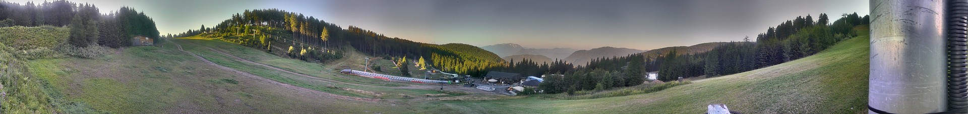 Archiv Foto Webcam Kanzelhöhe-Mittelstation