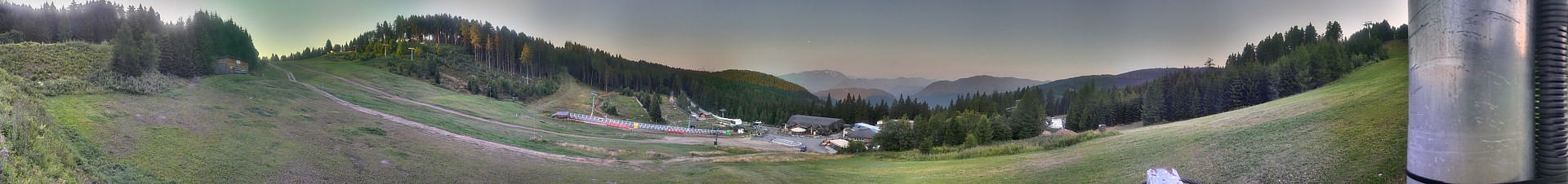 Archiv Foto Webcam Kanzelhöhe-Mittelstation