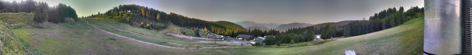 Archiv Foto Webcam Kanzelhöhe-Mittelstation