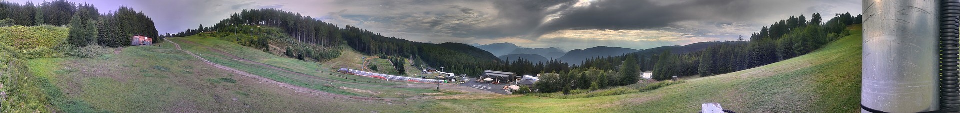 Archived image Webcam Middle station Kanzelhöhe, skiresort Gerlitzen
