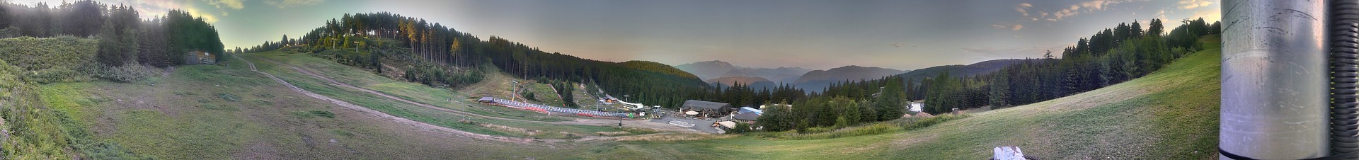 Archiv Foto Webcam Kanzelhöhe-Mittelstation