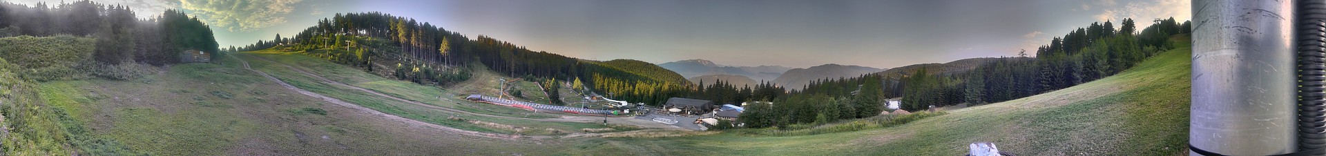Archiv Foto Webcam Kanzelhöhe-Mittelstation