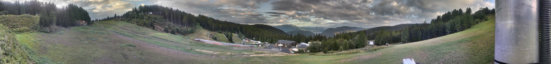 Archiv Foto Webcam Kanzelhöhe-Mittelstation
