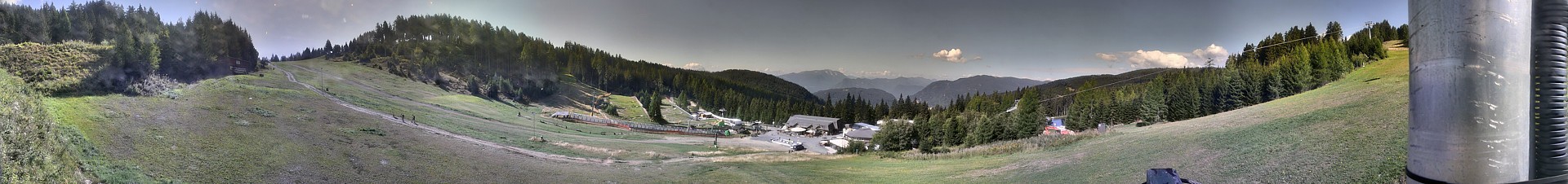 Archived image Webcam Middle station Kanzelhöhe, skiresort Gerlitzen