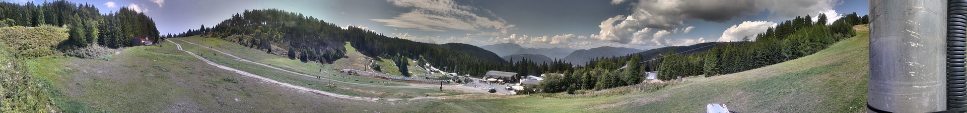 Archived image Webcam Middle station Kanzelhöhe, skiresort Gerlitzen
