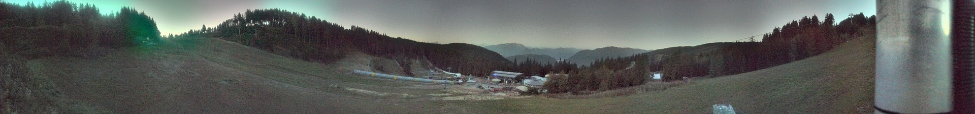 Archiv Foto Webcam Kanzelhöhe-Mittelstation