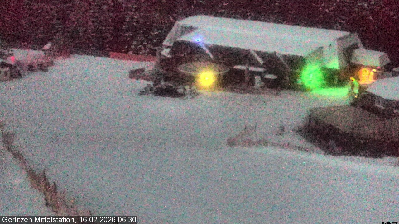 Archiv Foto Webcam Kids-Snowpark Gerlitzen