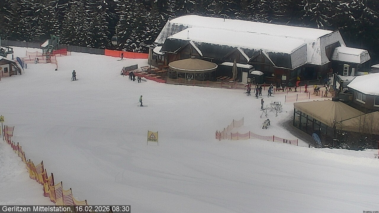 Archiv Foto Webcam Kids-Snowpark Gerlitzen