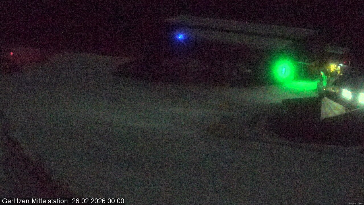 Archived image Webcam Kid's snowpark, Gerlitzen