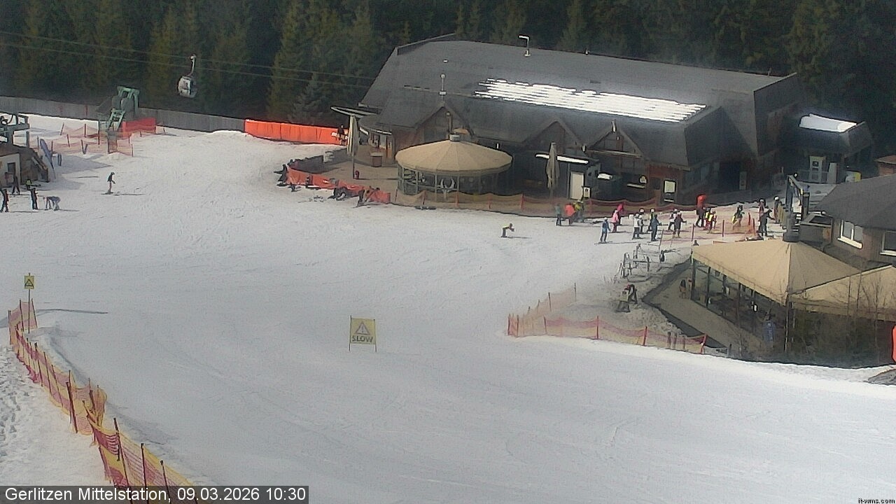 Archiv Foto Webcam Kids-Snowpark Gerlitzen