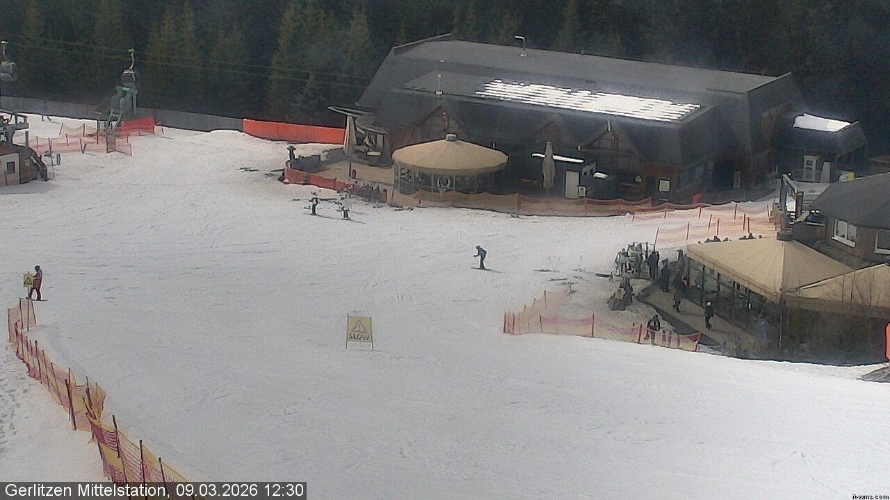 Archiv Foto Webcam Kids-Snowpark Gerlitzen