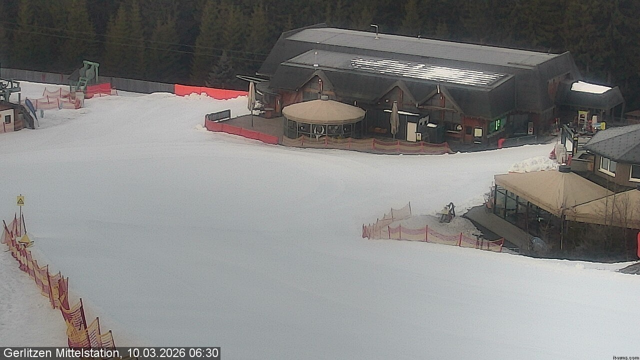 Archiv Foto Webcam Kids-Snowpark Gerlitzen