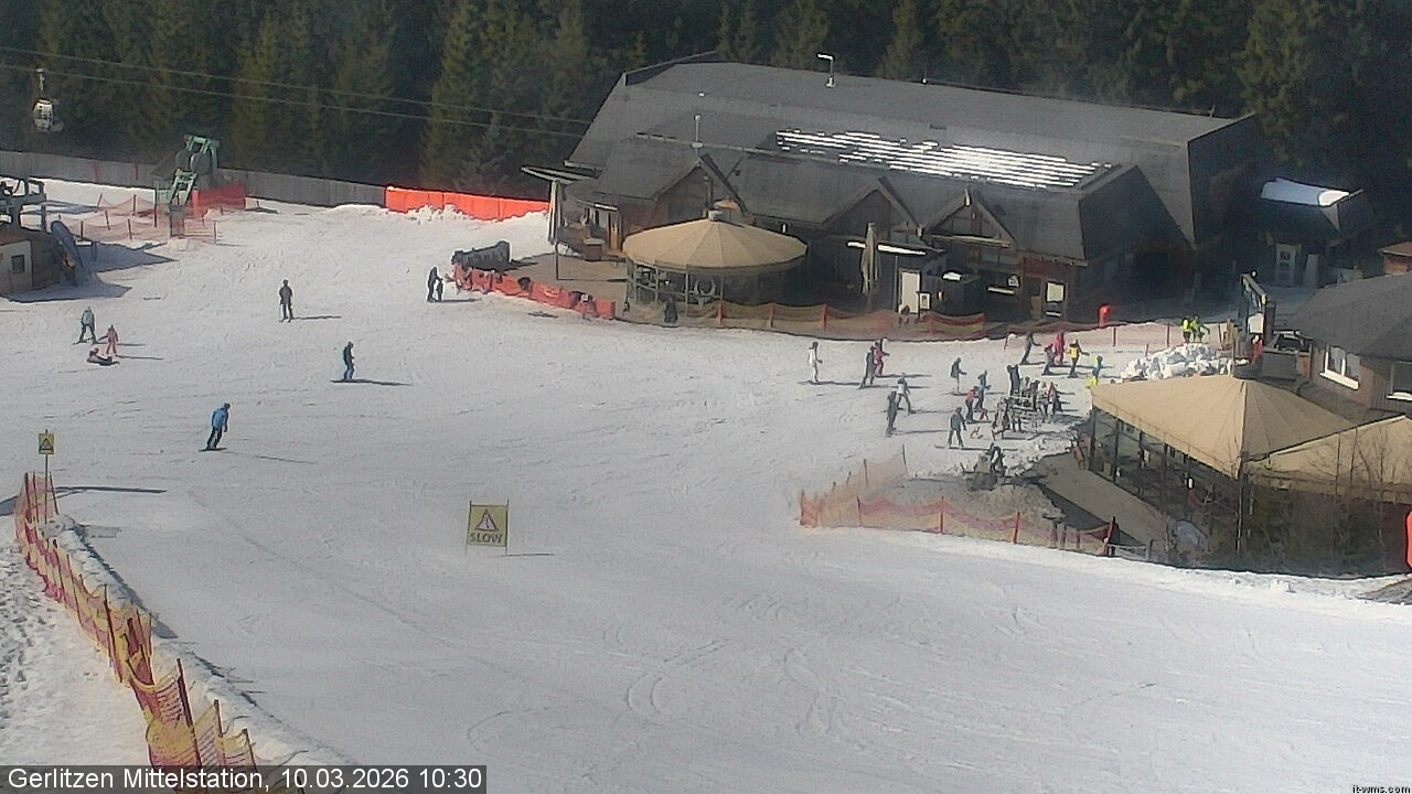 Archiv Foto Webcam Kids-Snowpark Gerlitzen