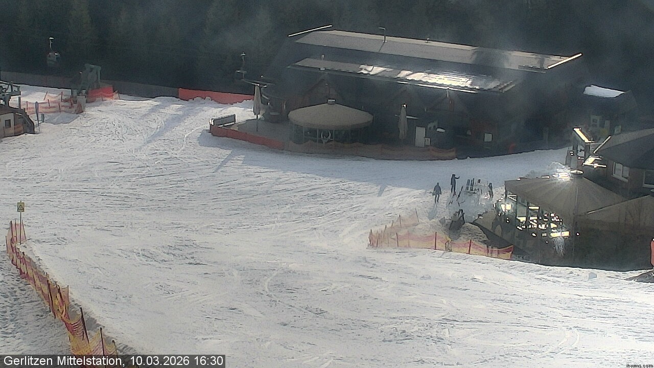 Archiv Foto Webcam Kids-Snowpark Gerlitzen