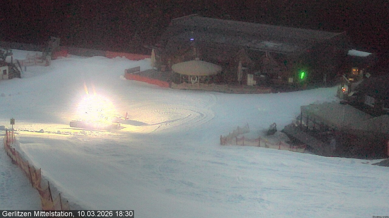 Archiv Foto Webcam Kids-Snowpark Gerlitzen