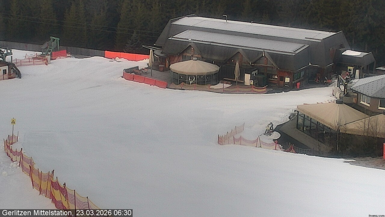 Archiv Foto Webcam Kids-Snowpark Gerlitzen