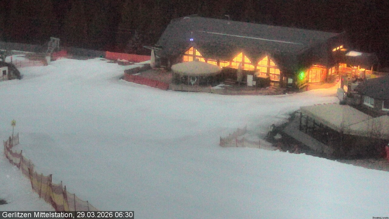 Archiv Foto Webcam Kids-Snowpark Gerlitzen