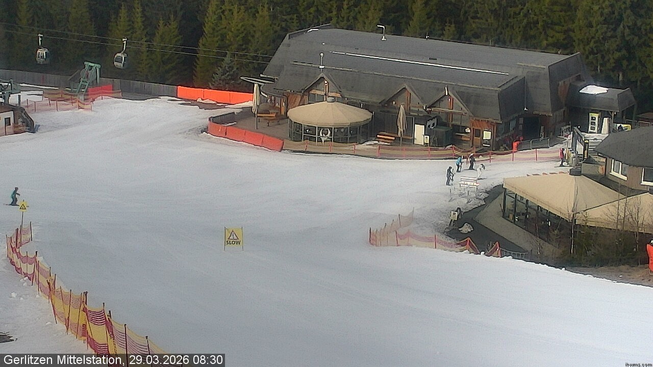 Archiv Foto Webcam Kids-Snowpark Gerlitzen