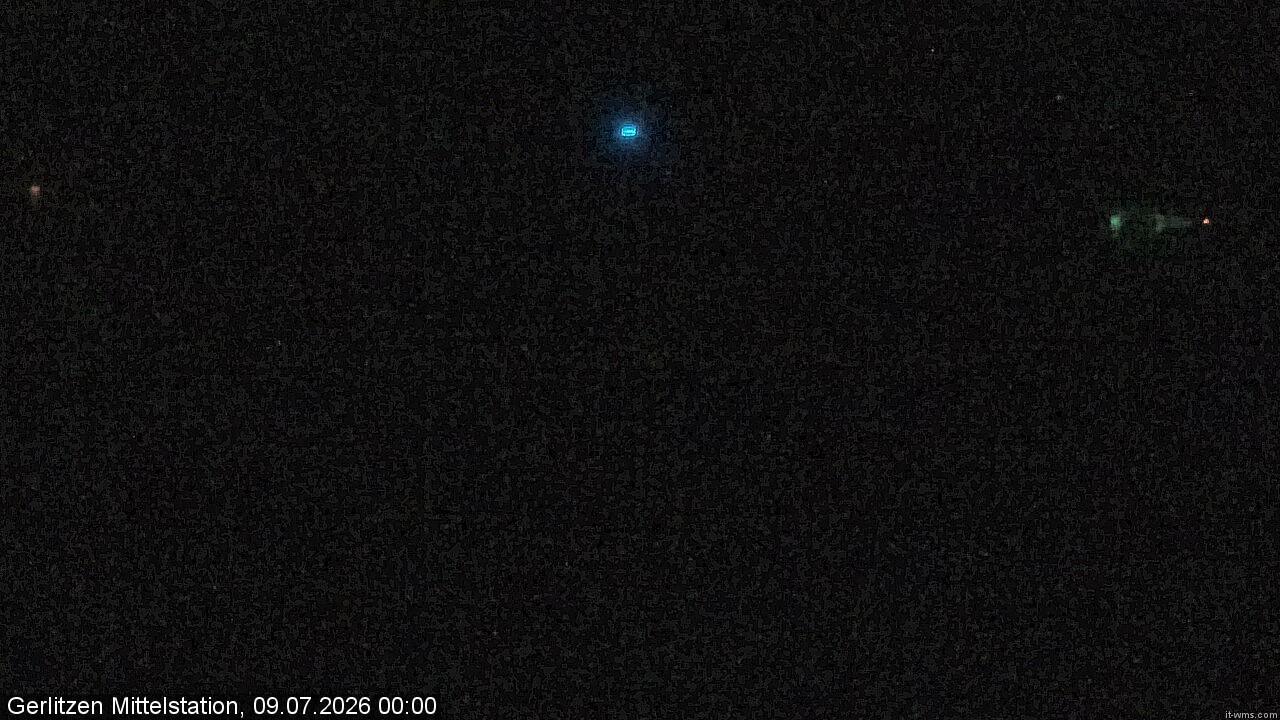 Archived image Webcam Kid's snowpark, Gerlitzen