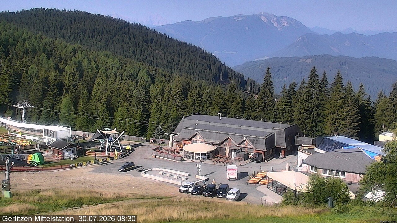 Archiv Foto Webcam Kids-Snowpark Gerlitzen