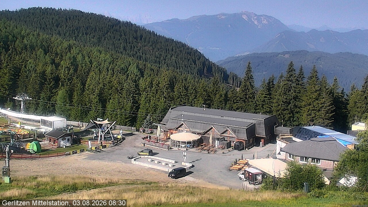 Archiv Foto Webcam Kids-Snowpark Gerlitzen