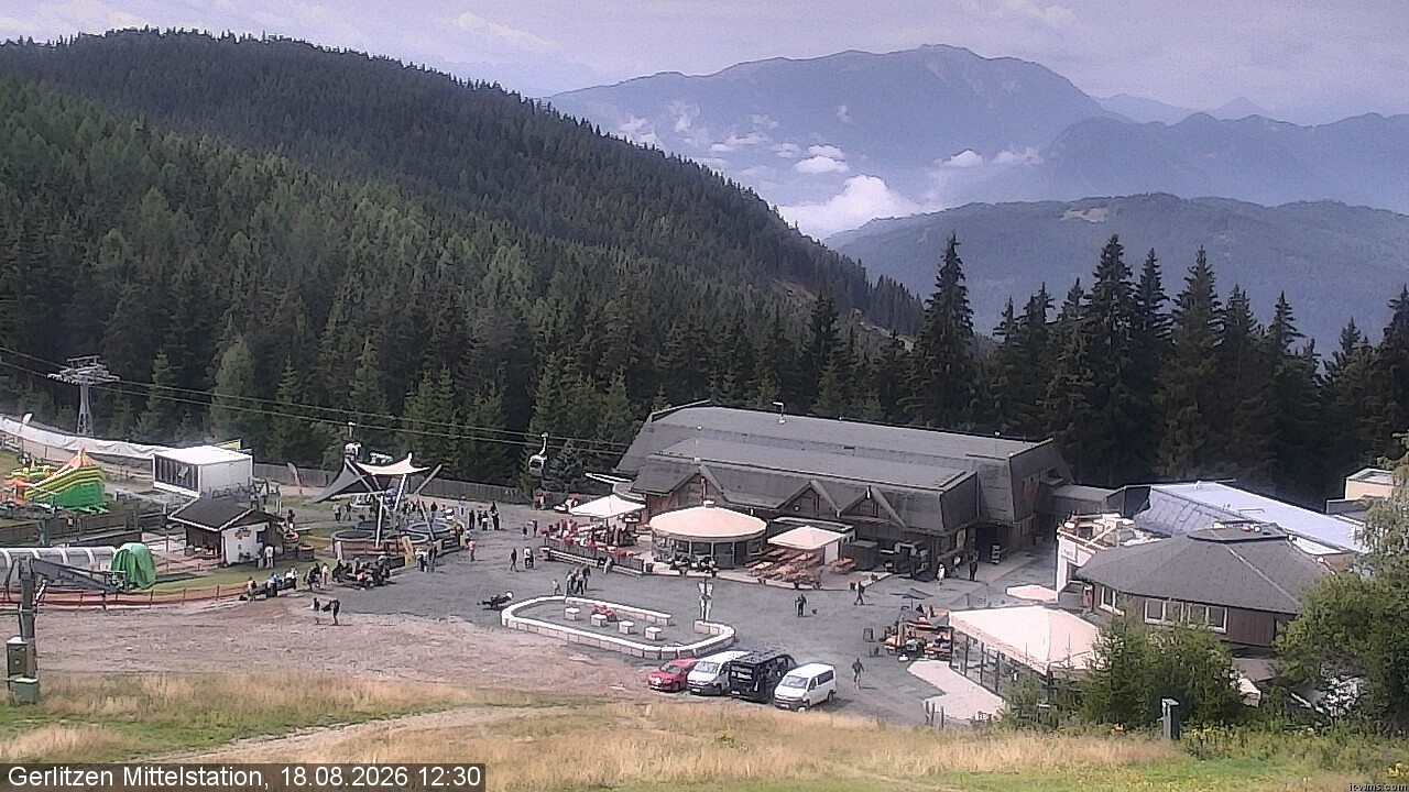 Archiv Foto Webcam Kids-Snowpark Gerlitzen
