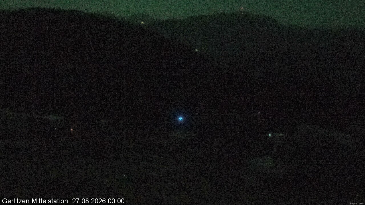 Archived image Webcam Kid's snowpark, Gerlitzen